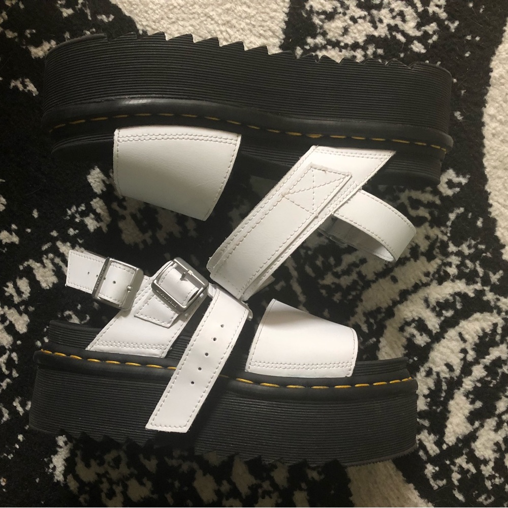Dr. Martens Voss Quad Sandal